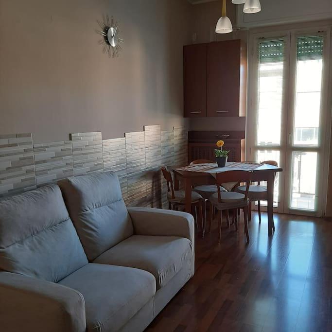 Mice Ottima Soluzione Per Il Centro E La Svizzera Apartment Como Ngoại thất bức ảnh